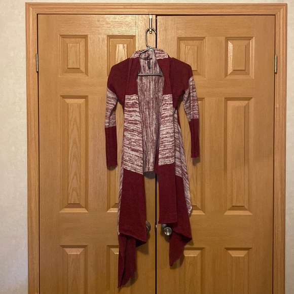 Knitted cover up - Picture 1 of 2